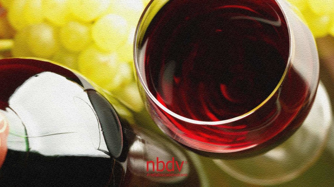 red-wine-vino-rosso-campania-lacryma-christi-napoli-nbdv